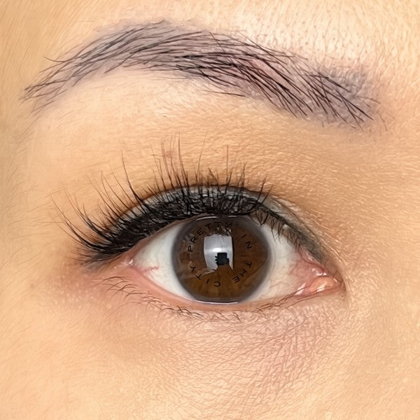 Pre-Glued Lashes - Natural Pretty